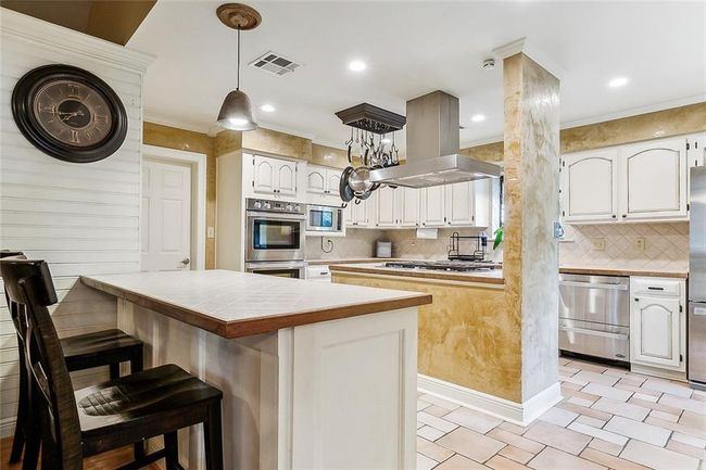 Kitchen | Image 7