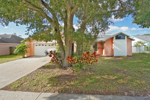 385 Island Oaks Pl, Merritt Island, FL, 32953-4834 | Card Image