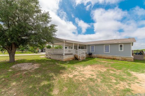 11746 Haven Estates Blvd, Adkins, TX, 78101-2331 | Card Image