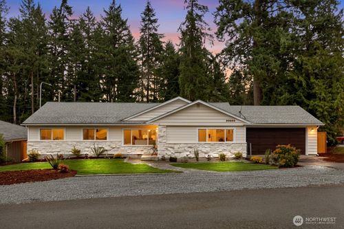 20008 Meridian Pl N, Shoreline, WA, 98133-3319 | Card Image