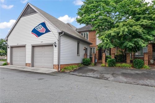 659 Croston Dr, Winston Salem, NC, 27104-1435 | Card Image