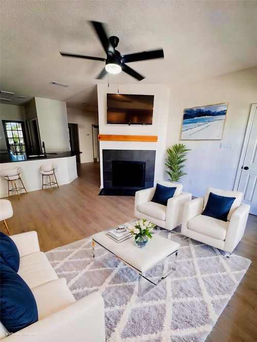 apt-212-4800 W Lovers Ln, Dallas, TX, 75209-3147 | Card Image