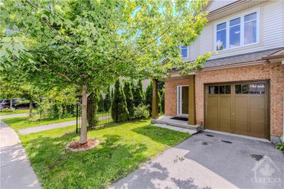 255 Via San Marino St, Townhouse with 3 bedrooms, 4 bathrooms and 2 parking in Nepean ON | Image 1