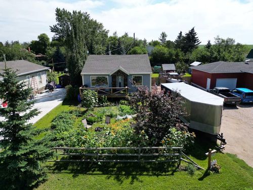 220 Alberta Ave N, Swalwell, AB, T0M | Card Image