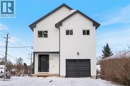 50 Fife St W, Caledonia, ON, N3W1J2 | Card Image