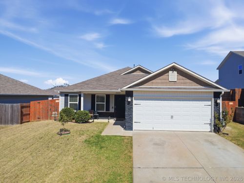 2804 Quincy St, Broken Arrow, OK, 74014-5028 | Card Image