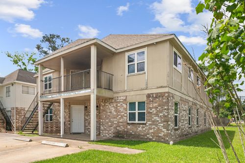 d-700 Lyle W Avenue, Cleveland, TX, 77327 | Card Image