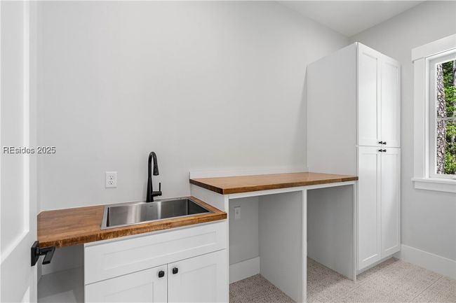 Laundry | Image 56