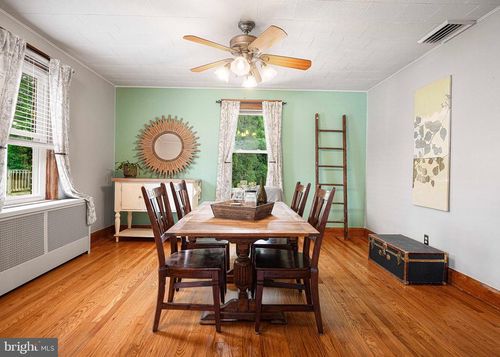 3020 Linwood Ave, PARKVILLE, MD, 21234-5821 | Card Image