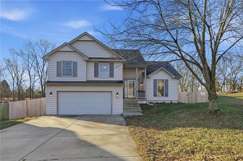 1919 Nw 79th St, Kansas City, MO, 64151-4838 | Card Image