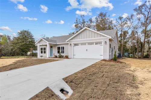601 Fisher Dr, Bronson, FL, 32621-0288 | Card Image