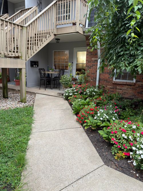 a1-333 E 4th St, Frankfort, KY, 40601-2962 | Card Image