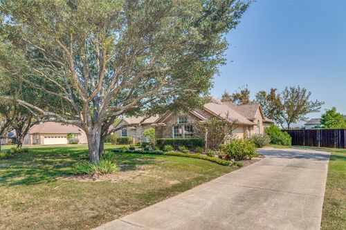 417 Pin Oak Dr, Terrell, TX, 75161-5318 | Card Image