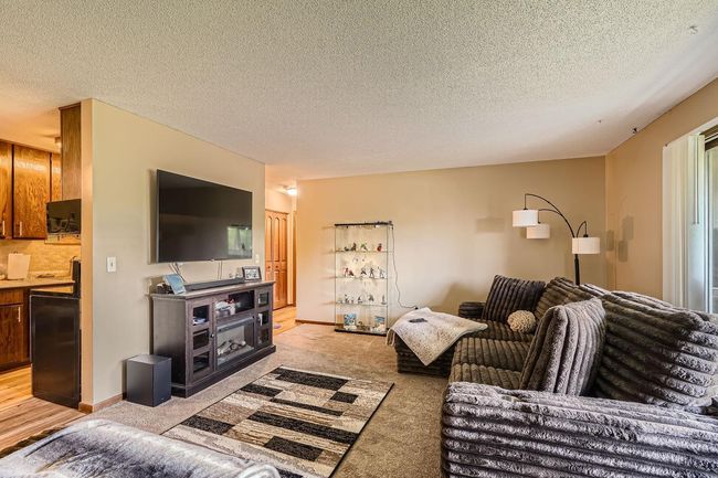 Living Room | Image 6