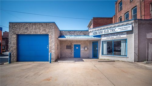 223 E 4th Ave, Tarentum, PA, 15084-1707 | Card Image