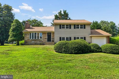 110 Lake View Dr, ANNAPOLIS, MD, 21403-3836 | Card Image
