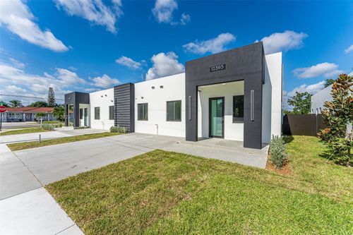 12393 Sw 220th St, Miami, FL, 33170-2859 | Card Image