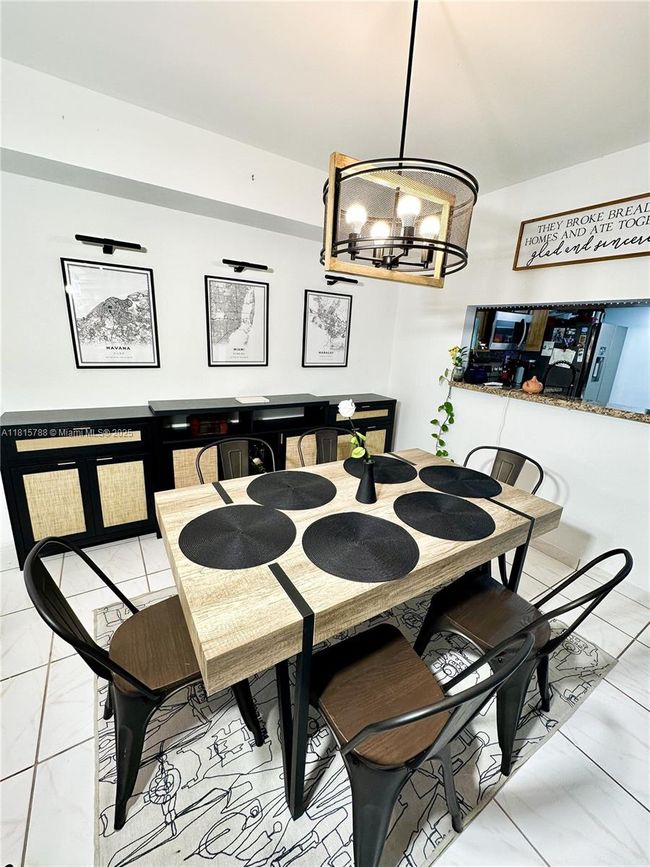 APT-902 - 5975 Sw 137 Th Ave, Townhouse with 2 bedrooms, 3 bathrooms and null parking in Miami FL | Image 5