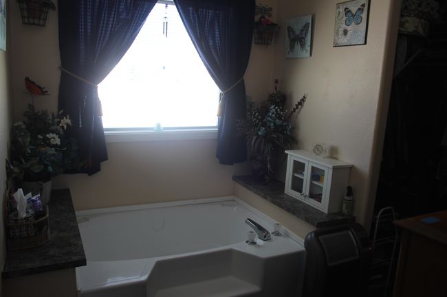 392 E Lake Ave, House other with 4 bedrooms, 2 bathrooms and null parking in Eagle Nest NM | Image 24