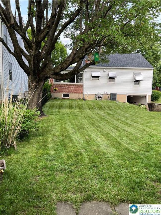 1540 Riegel St, House other with 2 bedrooms, 1 bathrooms and null parking in HELLERTOWN PA | Image 11