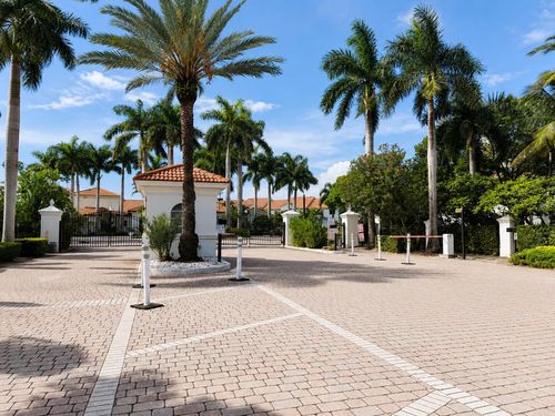 106-106 Villa Cir, Boynton Beach, FL, 33435-8902 | Card Image