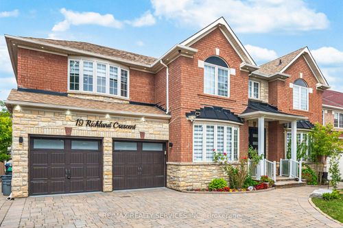 19 Richland Cres, Brampton, ON, L6P1M8 | Card Image