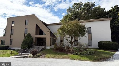 23 Paoli Pike, PAOLI, PA, 19301-1852 | Card Image