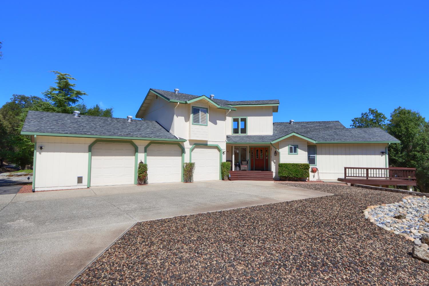 Residential in Oakhurst 2