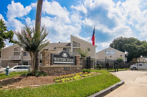 apt-1008-15100 Golden Eagle Dr, Humble, TX, 77396-2270 | Card Image