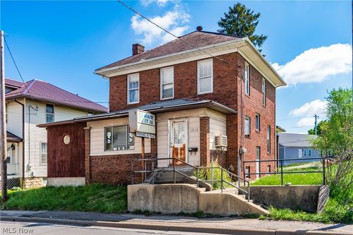 1918 Maple Ave, Zanesville, OH, 43701-2238 | Card Image