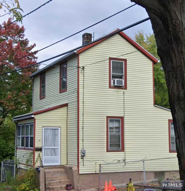 Sherman St, Montclair, NJ 07042
