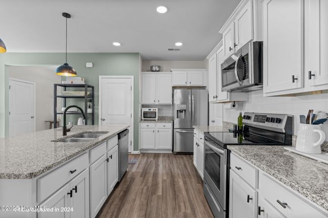 805 Lenox Dr, House other with 4 bedrooms, 3 bathrooms and 2 parking in Holly Ridge NC | Image 13