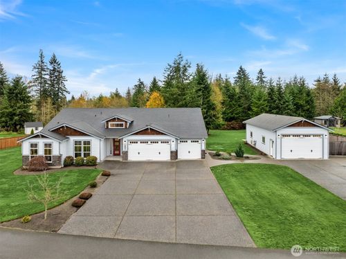 16611 60th Dr Nw, Stanwood, WA, 98292-8175 | Card Image