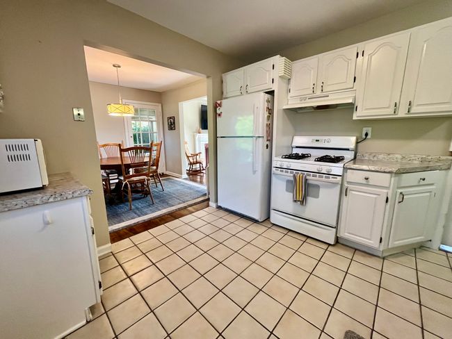 Kitchen | Image 6