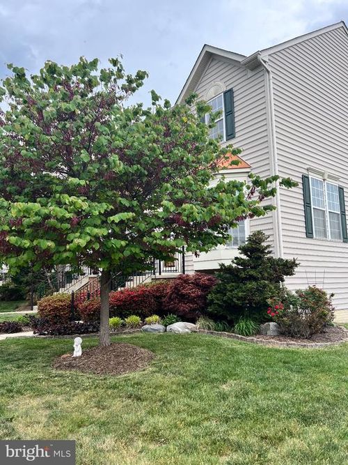 29 Baltic Ln, RANSON, WV, 25438-4017 | Card Image