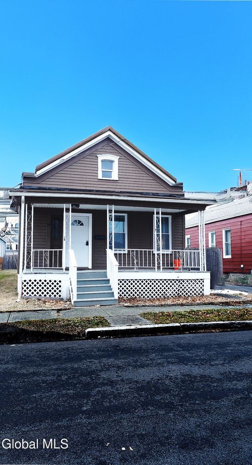 56 Amity St, Cohoes, NY, 12047-4103 | Card Image