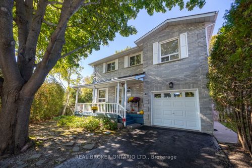 6 Andrew Crt, Newcastle, ON, L1B1J5 | Card Image