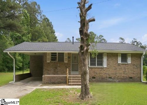 687 Wesgar Ave, Eutawville, SC, 29048-8922 | Card Image