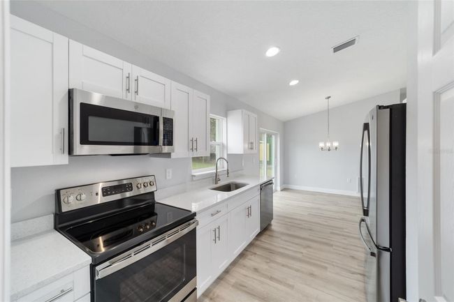13316 Sw 105 Th Pl, House other with 3 bedrooms, 2 bathrooms and null parking in Dunnellon FL | Image 17