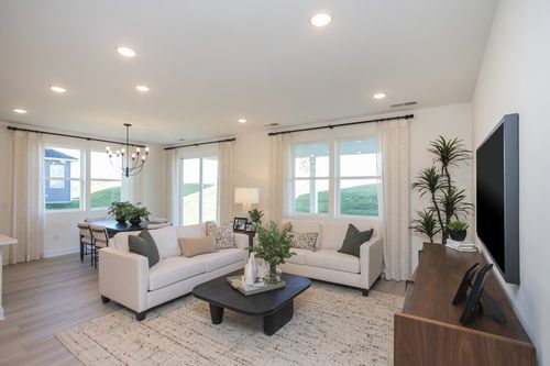 2367 Williamsport Lndg, Columbia, TN, 38401-5738 | Card Image
