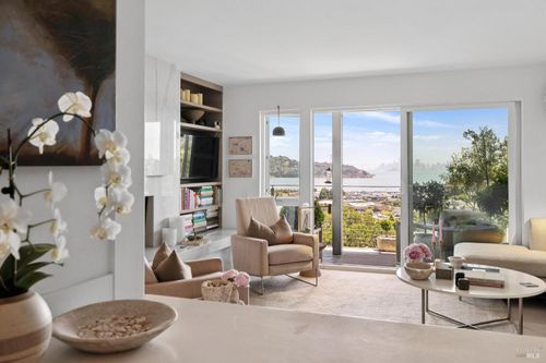 apt-14-45 Harbor Oak Dr, Tiburon, CA, 94920-1806 | Card Image
