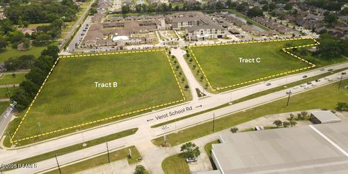 b-2000 Blk E St, Scott, LA, 70583 | Card Image