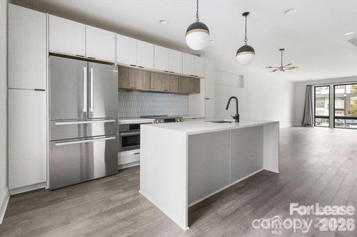 1212 Minter Pl, Charlotte, NC, 28203-4074 | Card Image
