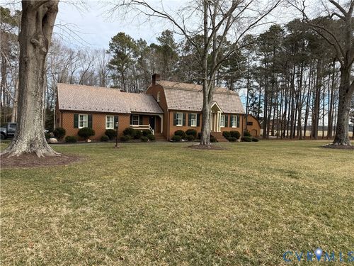 37023 Old Wakefield Rd, Wakefield, VA, 23888 | Card Image