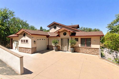 8259 Prospect St, Mokelumne Hill, CA, 95245-9424 | Card Image