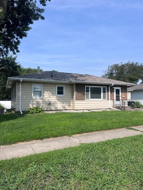 1622 N 25th St, Fort Dodge, IA, 50501-7919 | Card Image