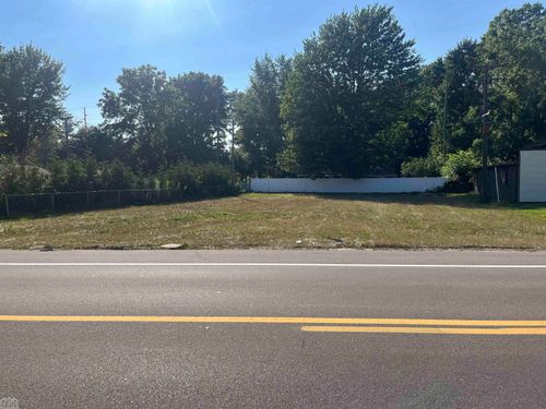 5750 River Rd, East China, MI, 48054-4727 | Card Image
