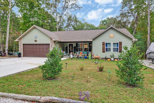 720 Oneida Ln, Crossville, TN, 38572-4404 | Card Image