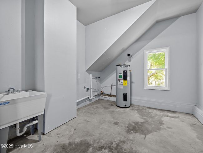 639 W Shore Dr, House other with 5 bedrooms, 4 bathrooms and 2 parking in Swansboro NC | Image 62