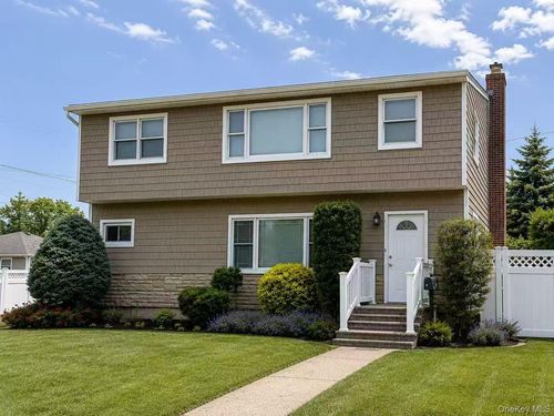 278 N 4th St, Bethpage, NY, 11714-2026 | Card Image
